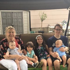 Meet your Posher, Eileen